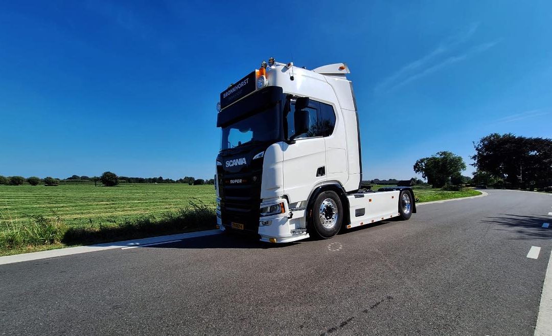 A.J Bronkhorst Transport