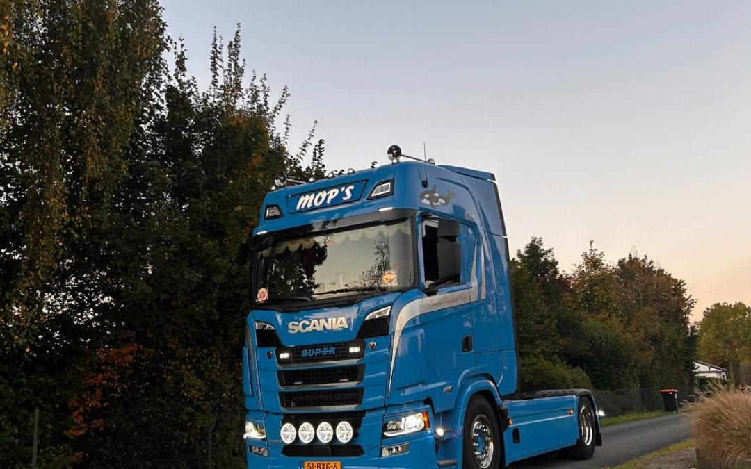 Jansen transport Urk